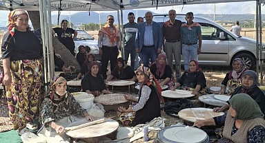 Gönen Yörük Şenliği’ne Yoğun Katılım