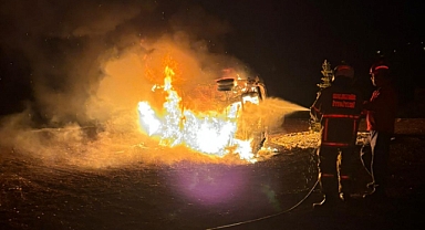 Havran’da Feci Kaza! Alev Alan Araçtan Mucize Kurtuluş
