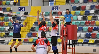 Kamu Spor Oyunları Voleybol Müsabakaları Balıkesir’de Başladı