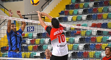 Kamu Spor Oyunları Voleybol Müsabakaları Sona Erdi: Şampiyon Balıkesir GSİM