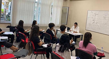 Marmara Adalar Belediyesi'nden Ücretsiz Üniversite Hazırlık Kursları: Gençler Geleceğe Hazırlanıyor!