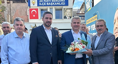 Mustafa Canbey'den Bergama'da Teşkilat Buluşması: “AK Parti'nin Gücü, Teşkilatlarımızın Güvencesi”