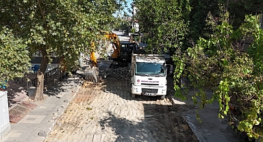 Sındırgı Belediye Başkanı Serkan Sak: İbiller Caddesi Sıcak Asfalta Hazırlanıyor