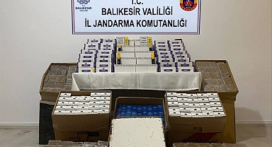 Sındırgı’da Kaçak Sigara Operasyonu: Büyük Miktarda Kaçak Malzeme Ele Geçirildi