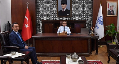 Susurluk Şeker Fabrikası Müdürü Yavuz Karaduman’dan Vali İsmail Ustaoğlu’na Ziyaret