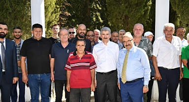 Vali İsmail Ustaoğlu, Kızılkeçili Mahallesi’nde Düzenlenen Hayra Katıldı