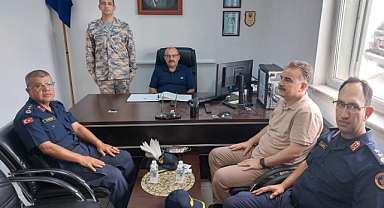 Vali İsmail Ustaoğlu'ndan Edremit'teki Hava Radar Kıta Komutanlığı'na Ziyaret