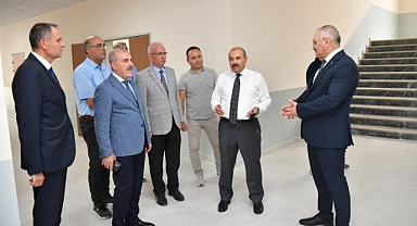 Vali Ustaoğlu, Atatürk Mesleki ve Teknik Anadolu Lisesi İnşaatını İnceledi