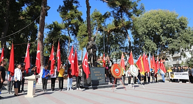 29 Ekim Cumhuriyet Bayramı İvrindi’de Resmi Törenle Başladı