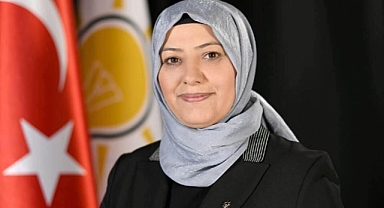 AK Parti Balıkesir İl Kadın Kolları Başkanı Meral Cengiz Görevinden İstifa Etti