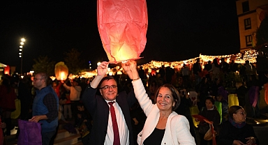 Altieylül'de Cumhuriyet Bayrami'na 5 Yildizli Kutlama