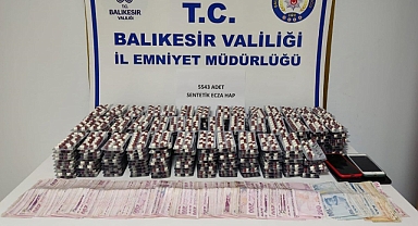 Ayvalık’ta Narkotik Operasyonu: 5.543 Sentetik Ecza ve Uyuşturucu Madde Ele Geçirildi