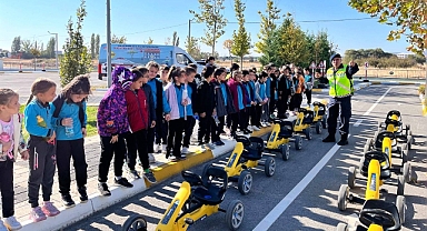 Balıkesir'de Çocuklara Trafik Bilinci Kazandırma Eğitimi Düzenlendi