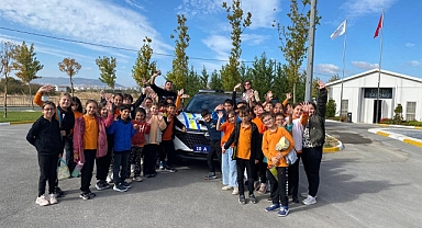 Balıkesir'de Trafik Güvenliği Eğitimi: 634 Öğrenci Bilgilendirildi