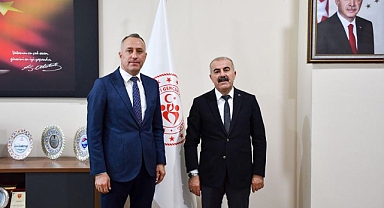 Balıkesir İl Milli Eğitim Müdürü Murat Demir, Gençlik ve Spor İl Müdürü Adem Özalp'i Ziyaret Etti