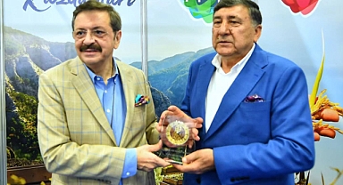 Balıkesir’in Yöresel Ürünleri Antalya YÖREX Fuarı’nda Tanıtıldı