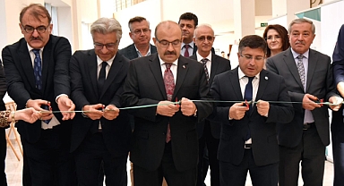 Balıkesir Üniversitesi’nde İletişim Fikirleri Yarışması ve Telif Hukuku Paneli Düzenlendi