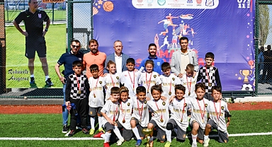 Büyükşehir Belediyespor, Can Cangök Turnuvası’nda Şampiyon!