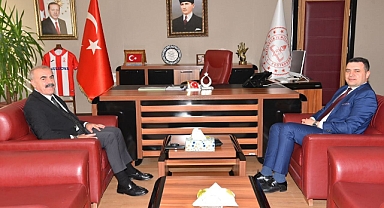 Cumhuriyet Başsavcı Vekili Mehmet Emin Şen’den İl Milli Eğitim Müdürü Murat Demir’e Hayırlı Olsun Ziyareti