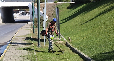Edremit Belediyesi'nden Park ve Yeşil Alan Düzenlemeleri