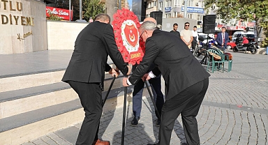 Edremit'te 17 Ekim Dünya Astsubaylar Günü ve TEMAD’ın 40. Yıl Dönümü Törenle Kutlandı