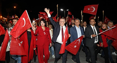 Edremit'te Cumhuriyet’in 101. Yılı Coşkuyla Kutlandı