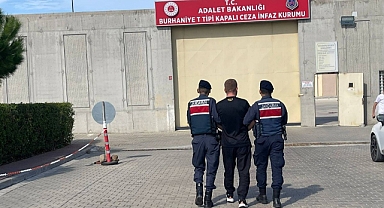 Edremit'te Uyuşturucu Suçundan Aranan Şahıs Sahilde Yakalandı