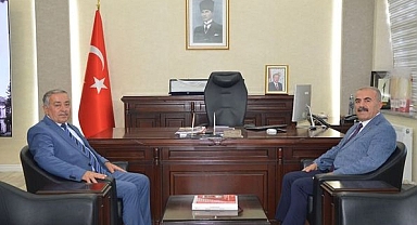 Eğitim Zirvesi: İl Milli Eğitim Müdürü ve Karesi Kaymakamı Bir Araya Geldi