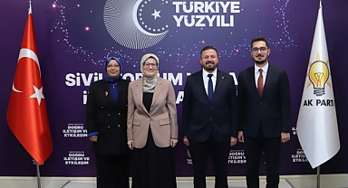 Güçlü Türkiye İçin Güçlü Balıkesir: AK Parti Teşkilatı Genel Merkezde Buluştu