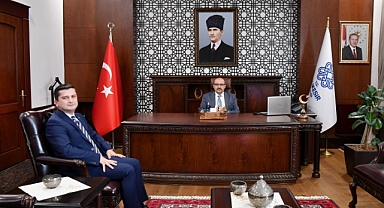 İvrindi Kaymakam V. Faruk Atar, Vali İsmail Ustaoğlu’nu Ziyaret Etti