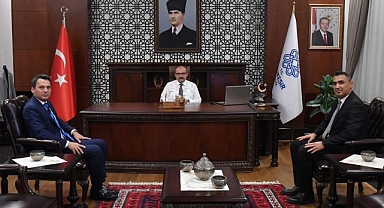 Karayolları 14. Bölge Müdürü Umut Akyazı, Vali İsmail Ustaoğlu'nu Ziyaret Etti