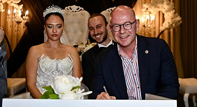 Melike ve Oğuzhan’ın Mutlu Gününe Siyaset Dünyasından Yoğun Katılım