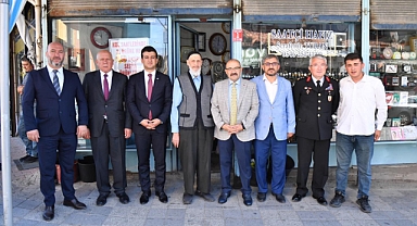Vali İsmail Ustaoğlu'ndan Dursunbey’de Esnaf Ziyareti