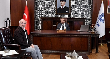 Yazar Ahmet Kot’tan Balıkesir Valisi İsmail Ustaoğlu’na Ziyaret