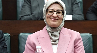 AK Parti Genel Başkan Yardımcısı ve Balıkesir Milletvekili Belgin Uygur'dan Öğretmenler Günü Mesajı