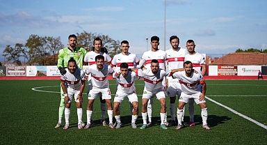 Ayvalık Belediye Başkanı Mesut Ergin, Ayvalıkgücü Belediyespor’un Galibiyetini Tribünden İzledi