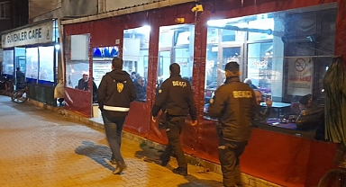 Balıkesir'de Huzur Uygulaması: 8 Aranan Şahıs Yakalandı