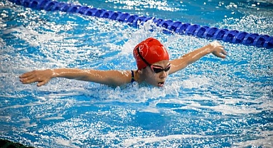 Balıkesir’de Yüzme Ulusal Gelişim Projesi Ligi Bölge Müsabakaları Başladı