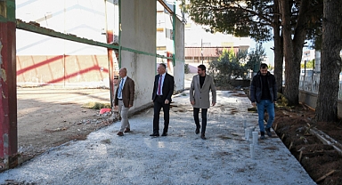 Balıkesir Gençlik ve Spor İl Müdürü Adem Özalp, Gömeç Spor Salonu ve Tesislerini İnceledi