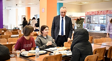 Balıkesir Gençlik ve Spor İl Müdürü Adem Özalp’ten Bandırma’daki Gençlere Ziyaret