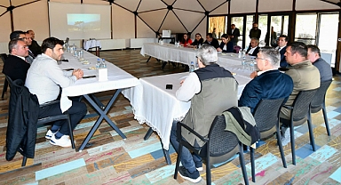 Balıkesir İl Tarım ve Orman Müdürlüğü Edremit’te Koordinasyon ve Değerlendirme Toplantısı Gerçekleştirdi