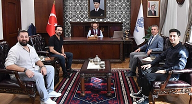 Balıkesir Umum Kahveciler Esnaf Odası’ndan Vali İsmail Ustaoğlu’na Ziyaret