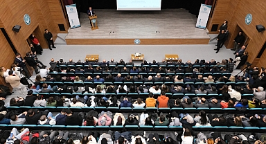 Balıkesir Üniversitesi’nde Prof. Dr. Mustafa Şentop’tan “Hayat, Siyaset ve Hukuk” Konferansı