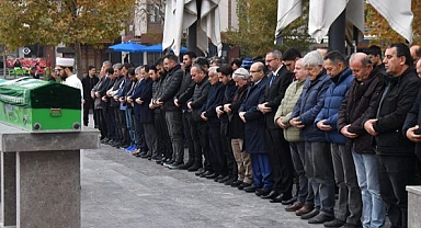 Balıkesir Valisi İsmail Ustaoğlu, Havran Çamdibi İlkokulu Müdürü İbrahim Karaburçak'ın Cenaze Törenine Katıldı