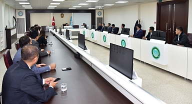 BAÜN Rektörü Prof. Dr. Yücel Oğurlu’dan Özbekistanlı Akademisyenlere “Makale Yazma Usulleri” Eğitimi