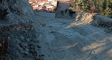 Bigadiç Belediyesi'nden Hamidiye Mahallesi'ne Yeni Yol Açım Çalışmaları: Ulaşım Daha Güvenli ve Rahat Hale Geliyor
