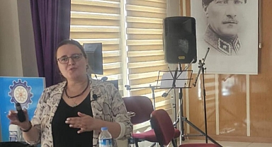 Burhaniye Belediyesi, Kadına Yönelik Şiddetle Mücadele Günü Kapsamında Eğitim Düzenledi: Toplumsal Cinsiyet Eşitliği Vurgusu