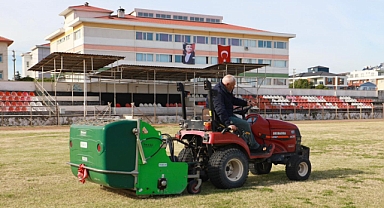 Burhaniye Belediyesi ve T.C. Gençlik ve Spor Bakanlığı İşbirliğiyle 8 Eylül Stadı’nda Kapsamlı Bakım ve Onarım Çalışmaları Başlatıldı