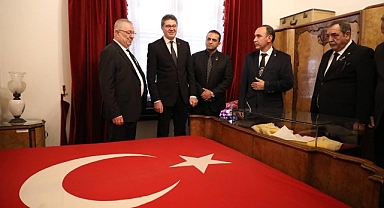 CHP Genel Başkan Yardımcısı Ensar Aytekin, Atatürk Evi’ni Ziyaret Etti