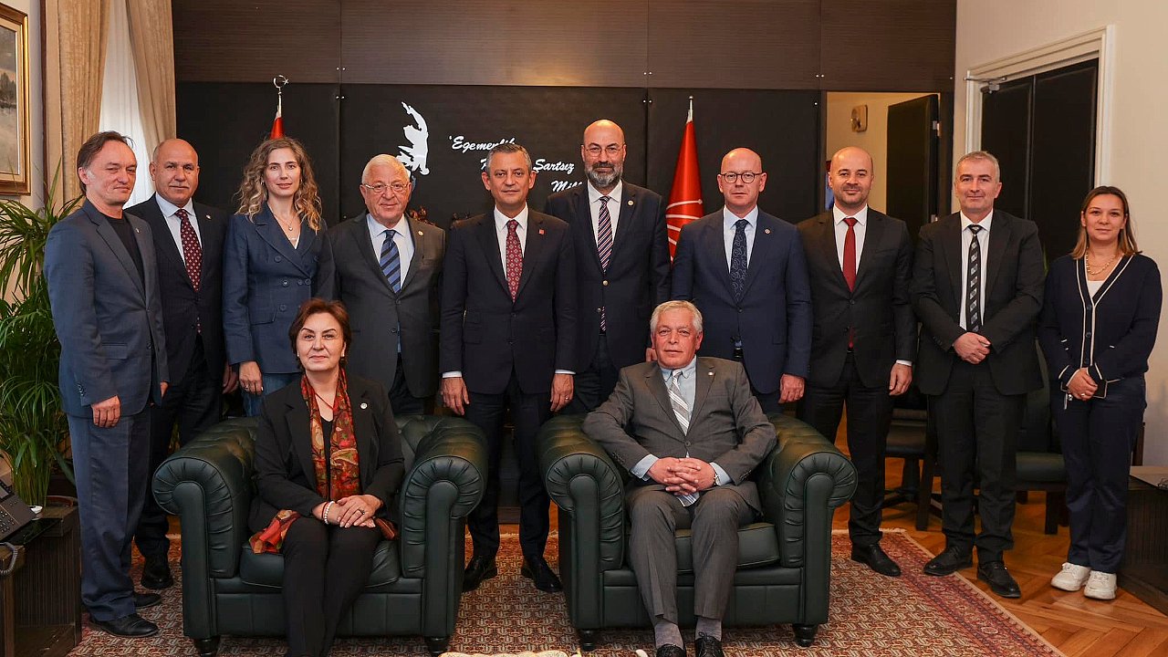 CHP Heyeti, Kafkas Dernekleri Federasyonu Temsilcilerini Gazi Meclis’te Ağırladı